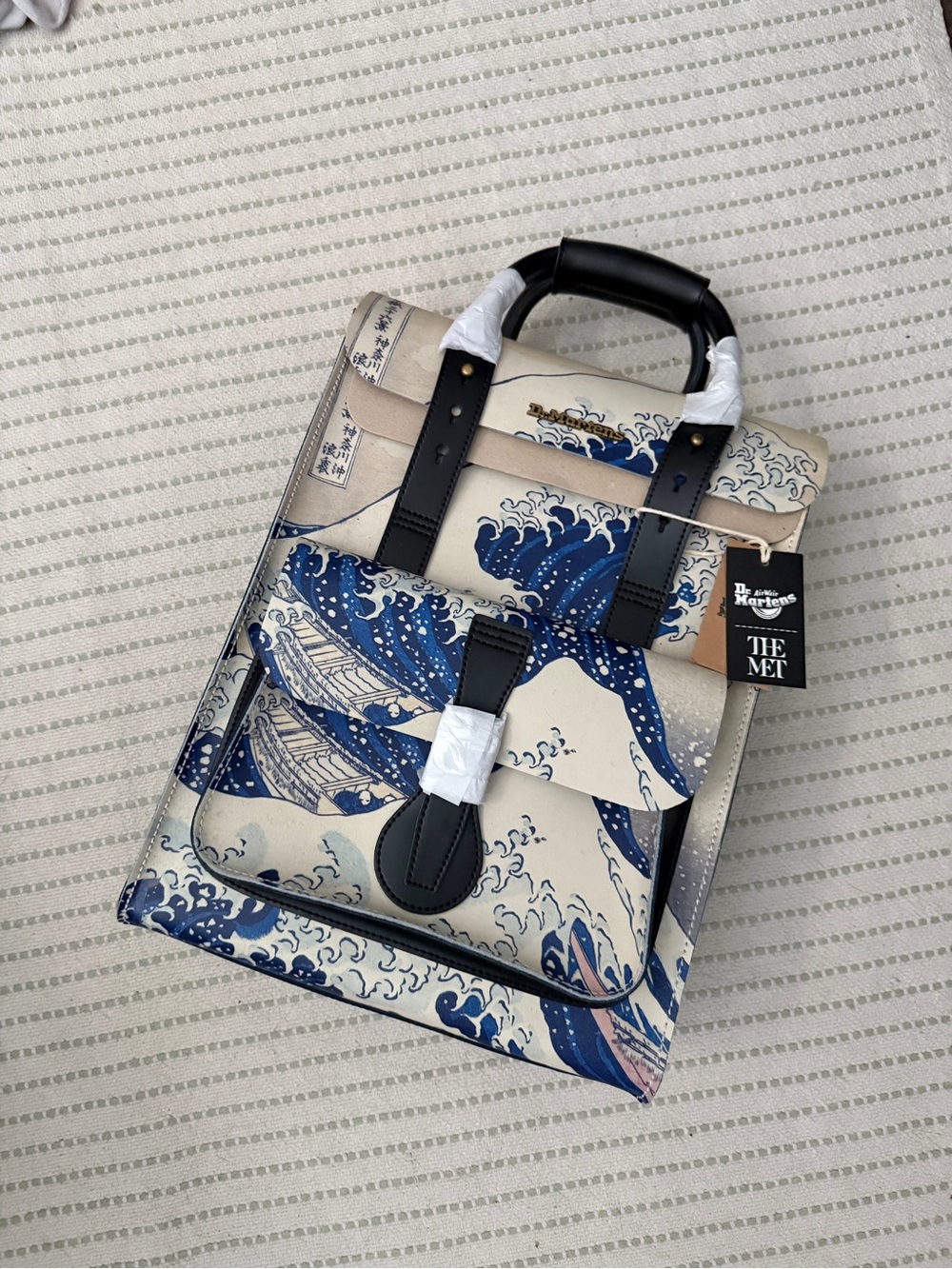 Dr. Martens x The Met Cream & Blue Wave Print Backpack hokusai bag
